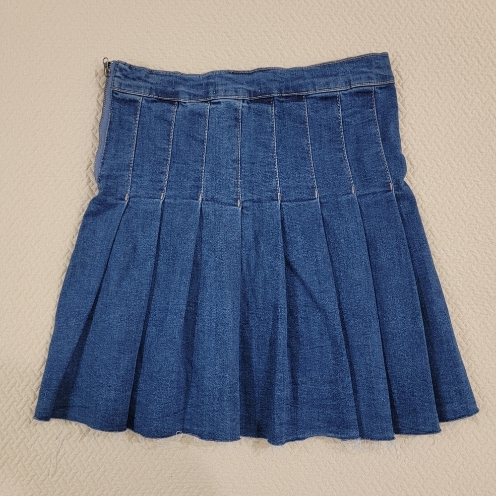 Re Generation by Celebrity Pink Denim Pleated Skirt Size S - Picture 3 of 15